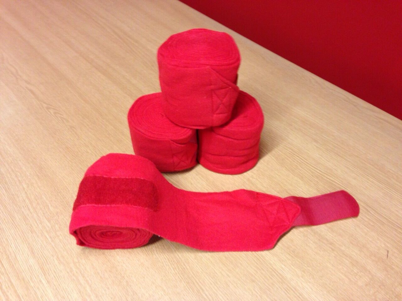 New set of 4 horse/cob/pony fleece bandages 4" wide & 3 meters RED ON SALE
