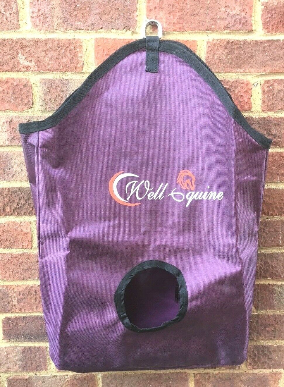 New Water Proof Haynets Haybag Horse Feeding Hay Bag Less Waste choice of colors