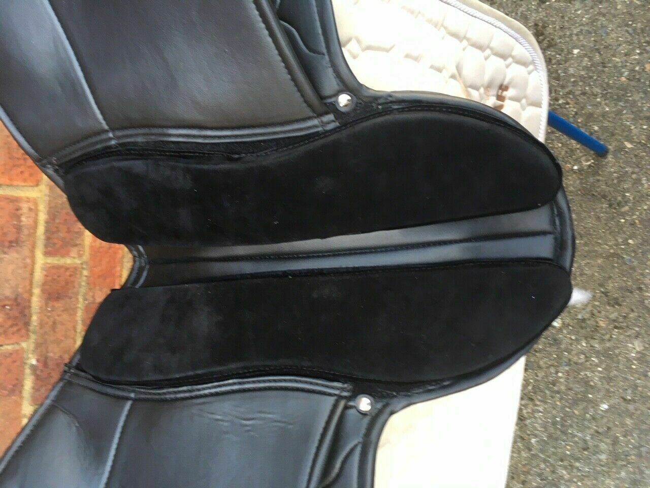 New Kids PONY Mini Shetland / Cub Saddle complete with stirrups, girth & Straps