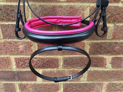 Cwell Equine Snaffle Bridle Cardiff (Annie) With U shaped Basil Fuchsia Crystal Browband FULL (963)