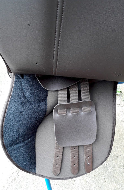 Cwell Equine Super-comfy Deeper seat GP Saddle Synthetic CHANGEABLE GULLET Brown